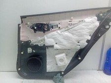 Porte arrière et accessoires Infiniti Q50