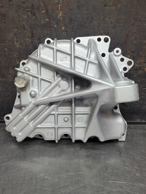 U760E U760F U761 TRANSMISSION REAR COVER U7 CAST WITH A MOUNT