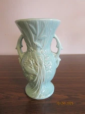 VINTAGE MCCOY POTTERY BIRD OF PARADISE MINT GREEN 8 1/4" VASE