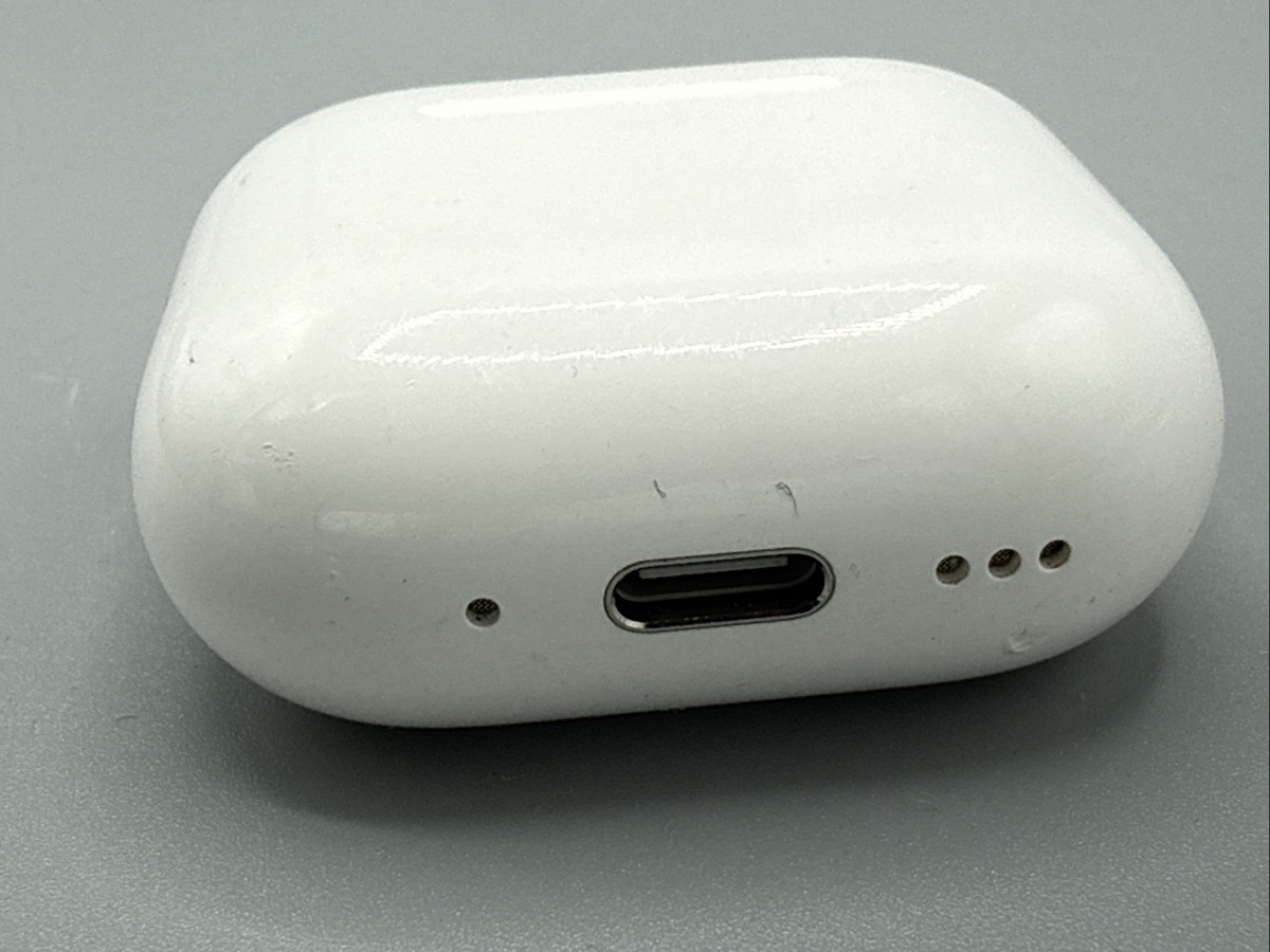 Apple AirPods 4th Gen ANC Charging Case MagSafe Genuine