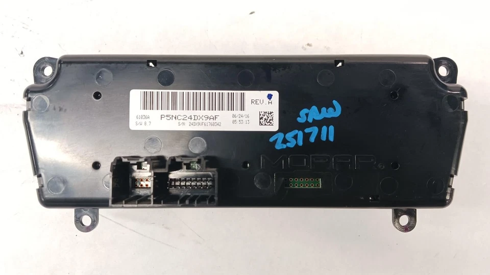 '14-'18 RAM PROMASTER 2500 VAN panel de control de temperatura con descongelación trasera OEM Foto 4 de 4