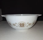 Vintage PYREX 1 1/2 Quart Town and Country Cinderella Bowl Ovenware #442