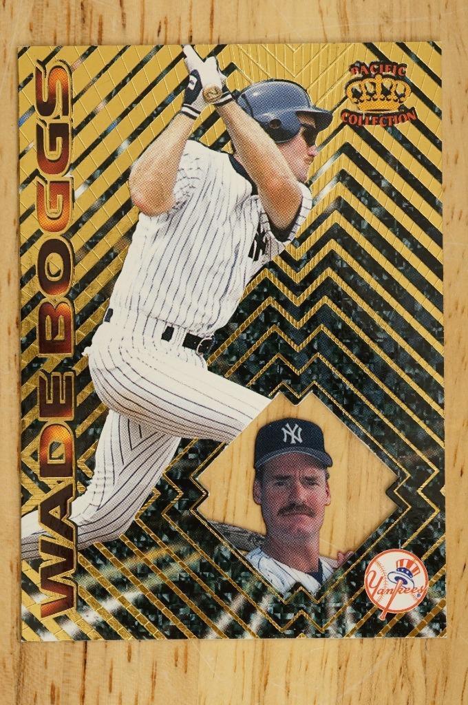 1997 Pacific Prism Invincible #49 Wade Boggs HOF Baseball Card