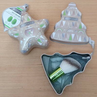ECOTOOLS Limited Edition Christmas Mini Kabuki & Two Blenders Plant Based