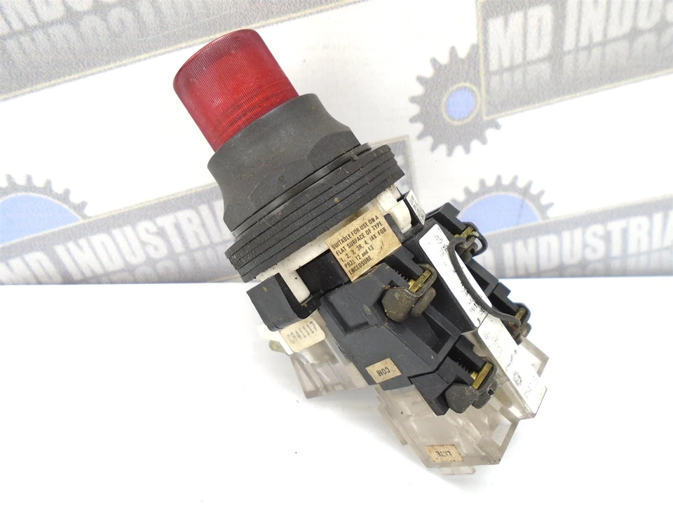 Westinghouse - PB2GVRV7 - PB2GV0V7 Luz Indicadora ROJA Push-To-Test - OIL TITE Foto 4 de 4