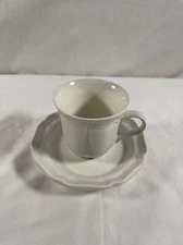 Set of 4 MIKASA French Countryside F9000 Teacup Coffee Cup & Saucer #44