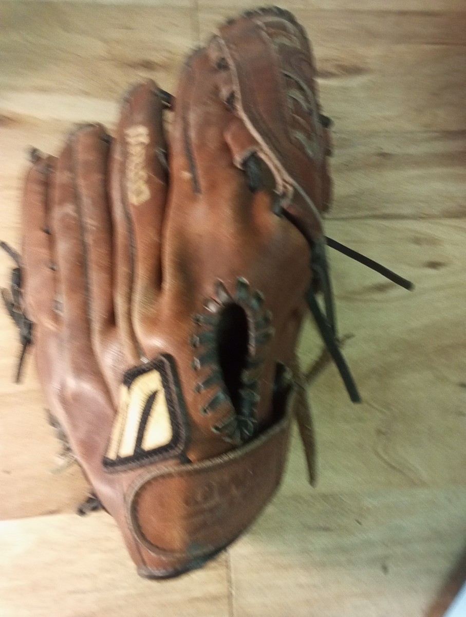 Mizuno MVS 1300 13