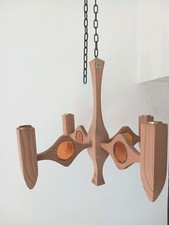 Candelabro sueco vintage MCM de madera y vidrio ámbar candelabro con cadena