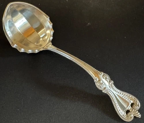 ANTIQUE TOWLE OLD COLONY STERLING SILVER FACETED & CRIMPED LADLE SPOON