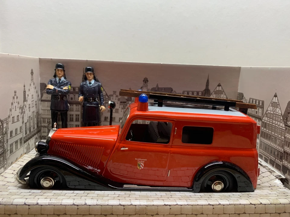 SCHUCO MECANIQUE MERCEDES BENZ 170V FEUERWEHR 1/18 EN BOITE gé F3 - Photo 3/4