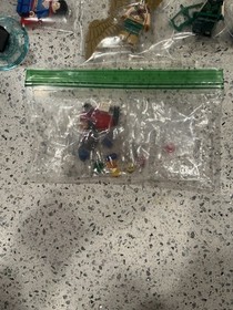 lego dc super heroes darkseid invasion 76028( 100% Complete With Extra Pieces)