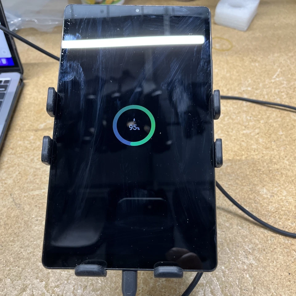 Tap Mango 8” Tablet & Stand - Image 3 of 4