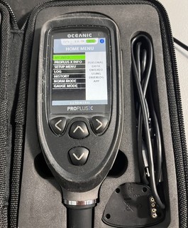 Oceanic Pro Plus X Scuba Computer Console with QD Hose 26 dives on it