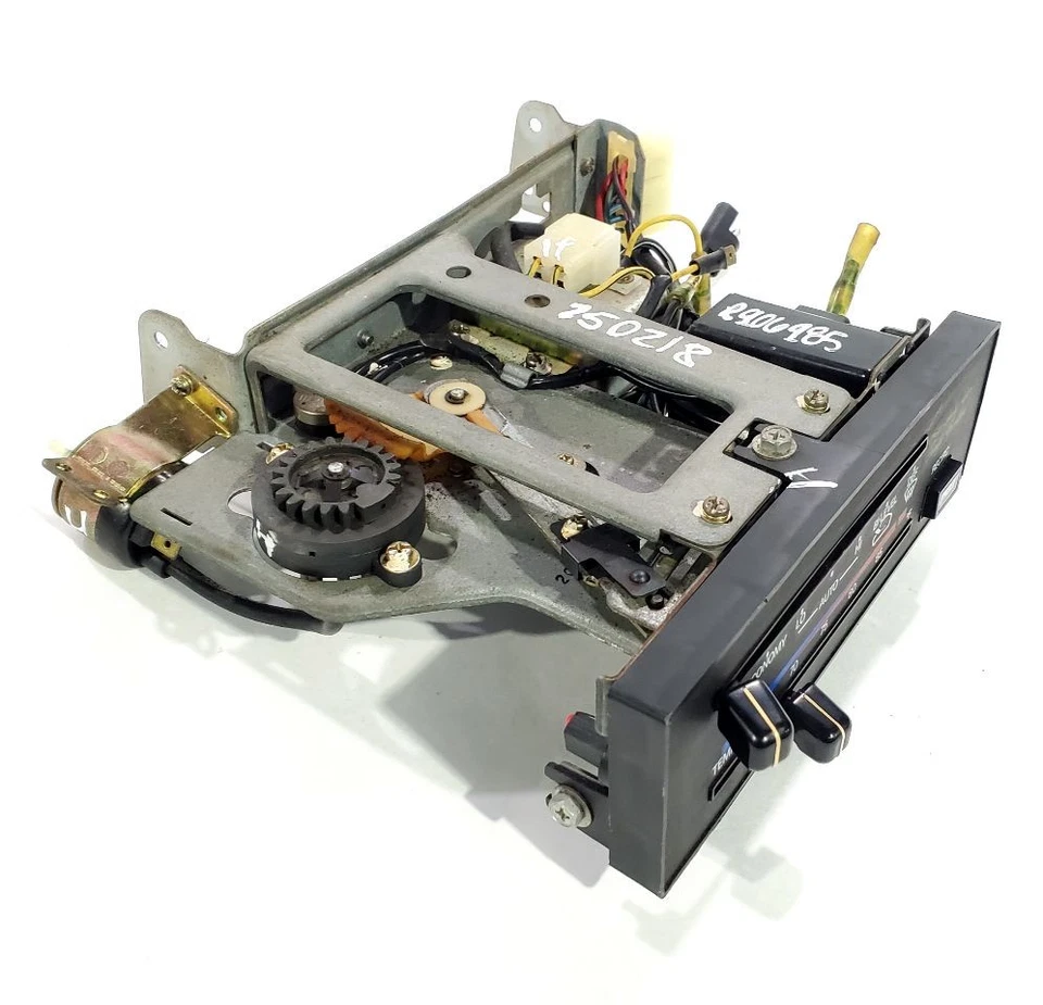 1982 1983 Nissan 280ZX OEM manual temperatura CA com medidor digital  - Imagem 3 de 4