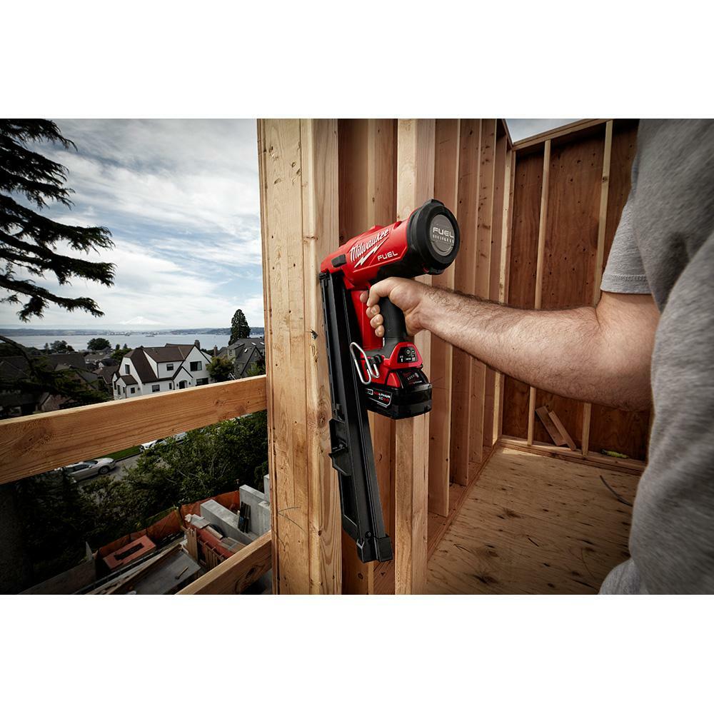 Milwaukee Framing Nailer Kit 3-1/2 in 
