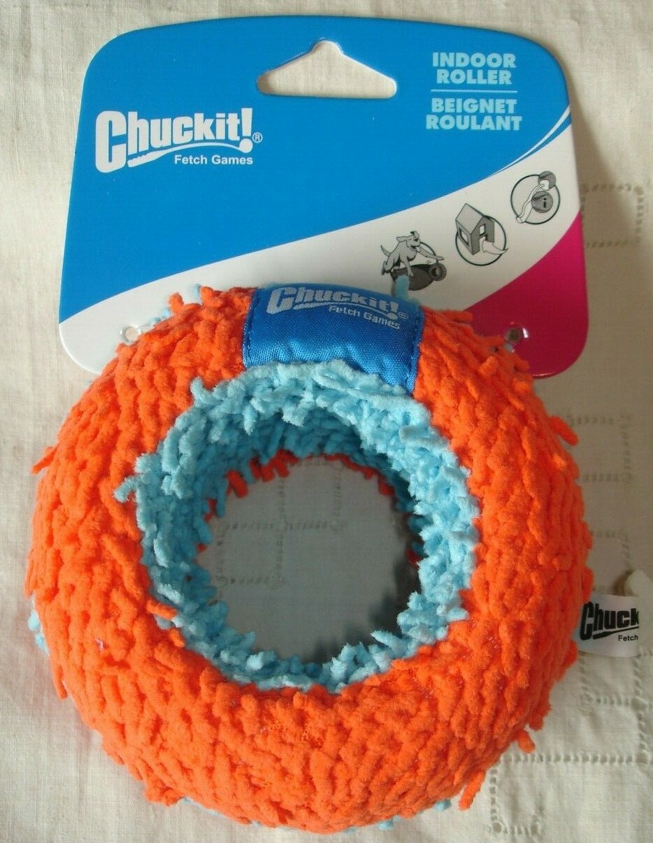 chuck it indoor roller