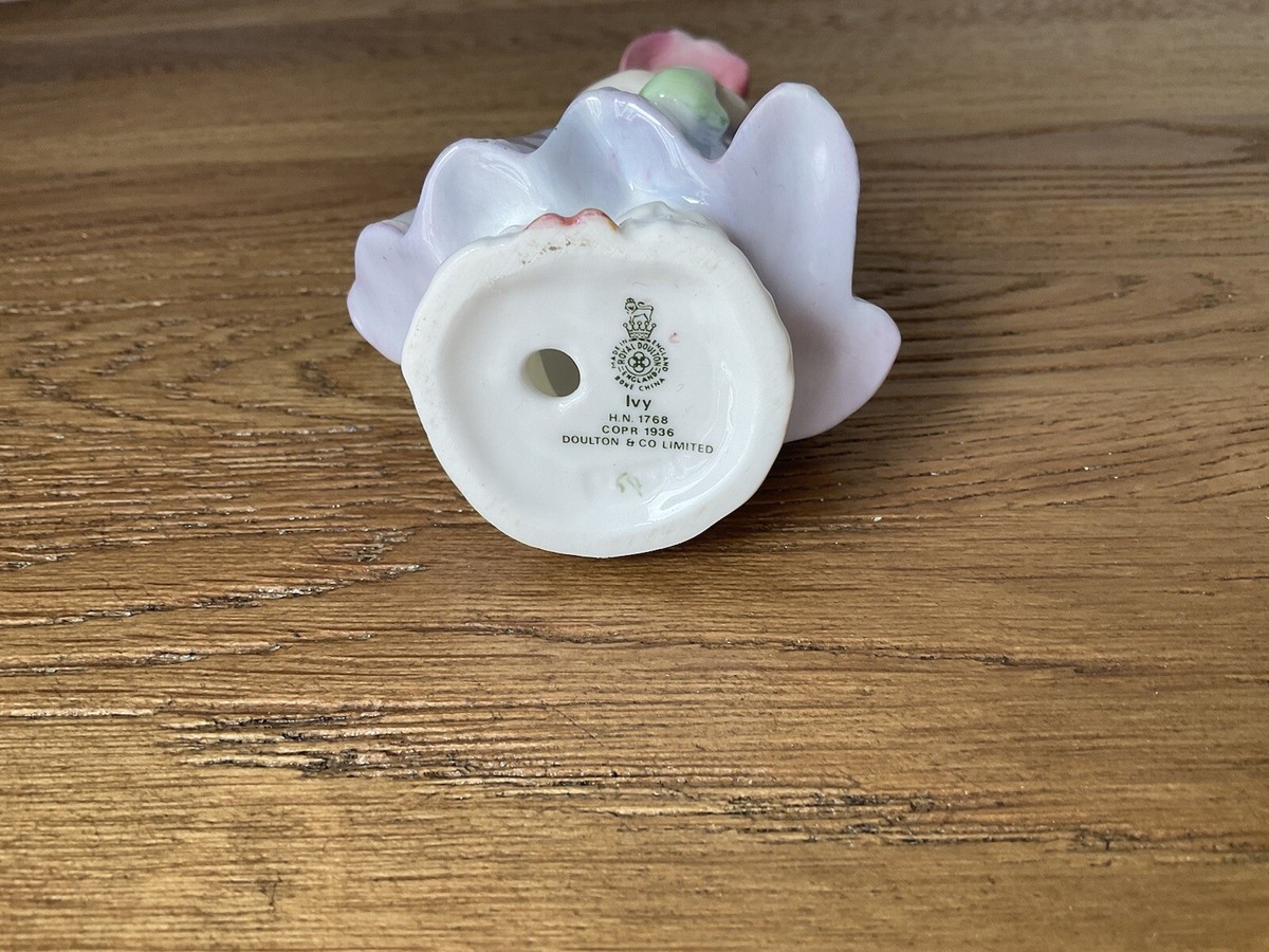 FIGURINE.ROYAL DOULTON VINTAGE 