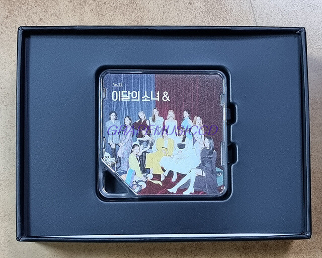 LOONA 今月の少女 ゴウォン トレカ 直筆サイン入りポラ セット LOONA 今月の少女 ゴウォン トレカ 直筆サイン入りポラ セット