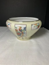 VTG Royal Rochester Hand Painted Bird of Paradise Fraunfelter Bone China Bowl