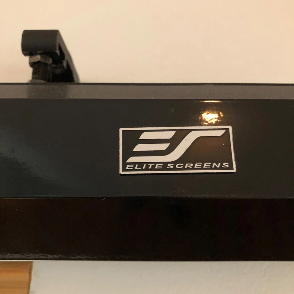 Elite Screens 84 英寸 16x9 Cintension 2 Tab Tensioned 高级电动屏幕 — 第 2/4 张图片