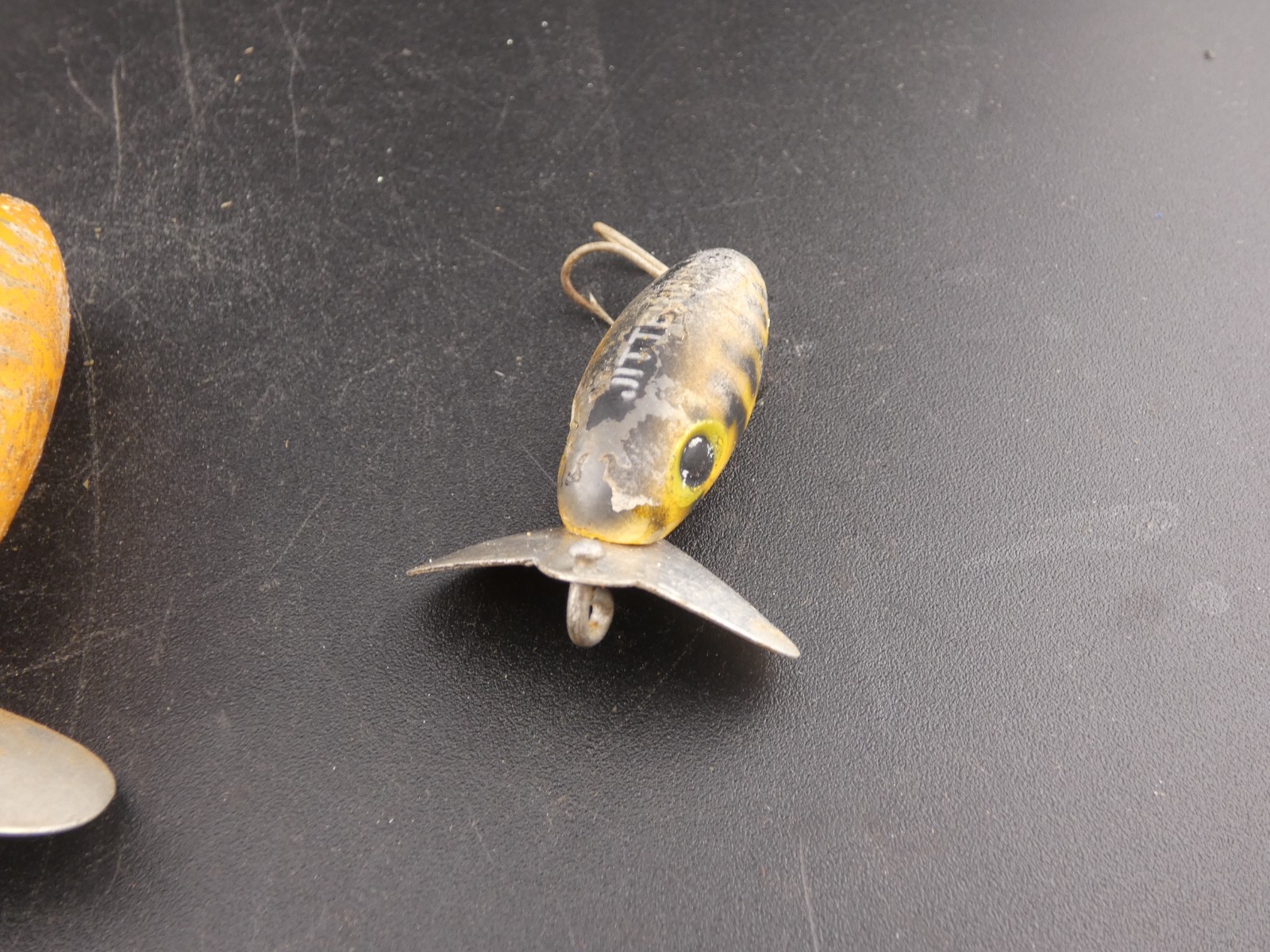 8 Deer hair Bass Bug Bass Surface Poppers Fly Fishing Flies - Image 4