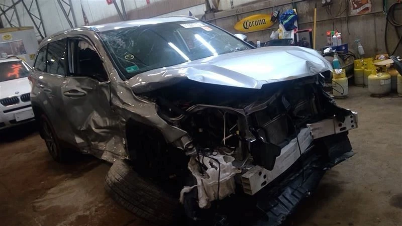 Engine ECM Air And Fuel Control Fits 13-18 LEXUS GS450H 6533361 Foto 3 de 4