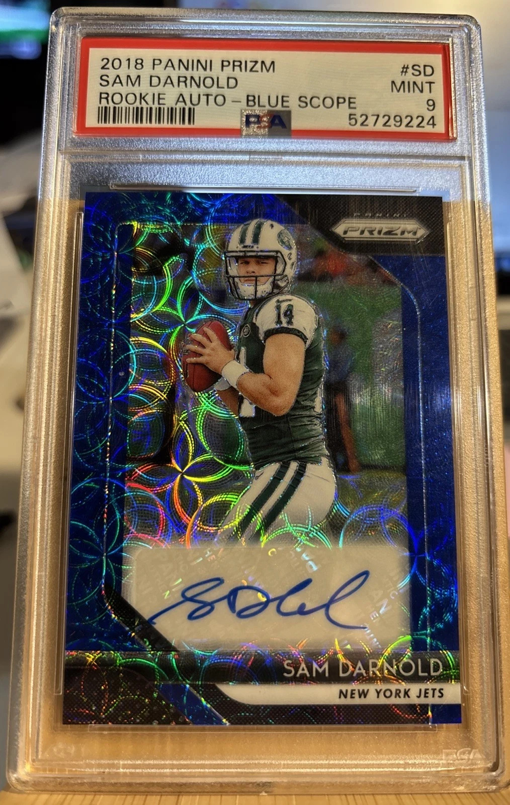 2018 Panini Prizm Sam Darnold Rookie Blue Scope Auto /75 PSA 9