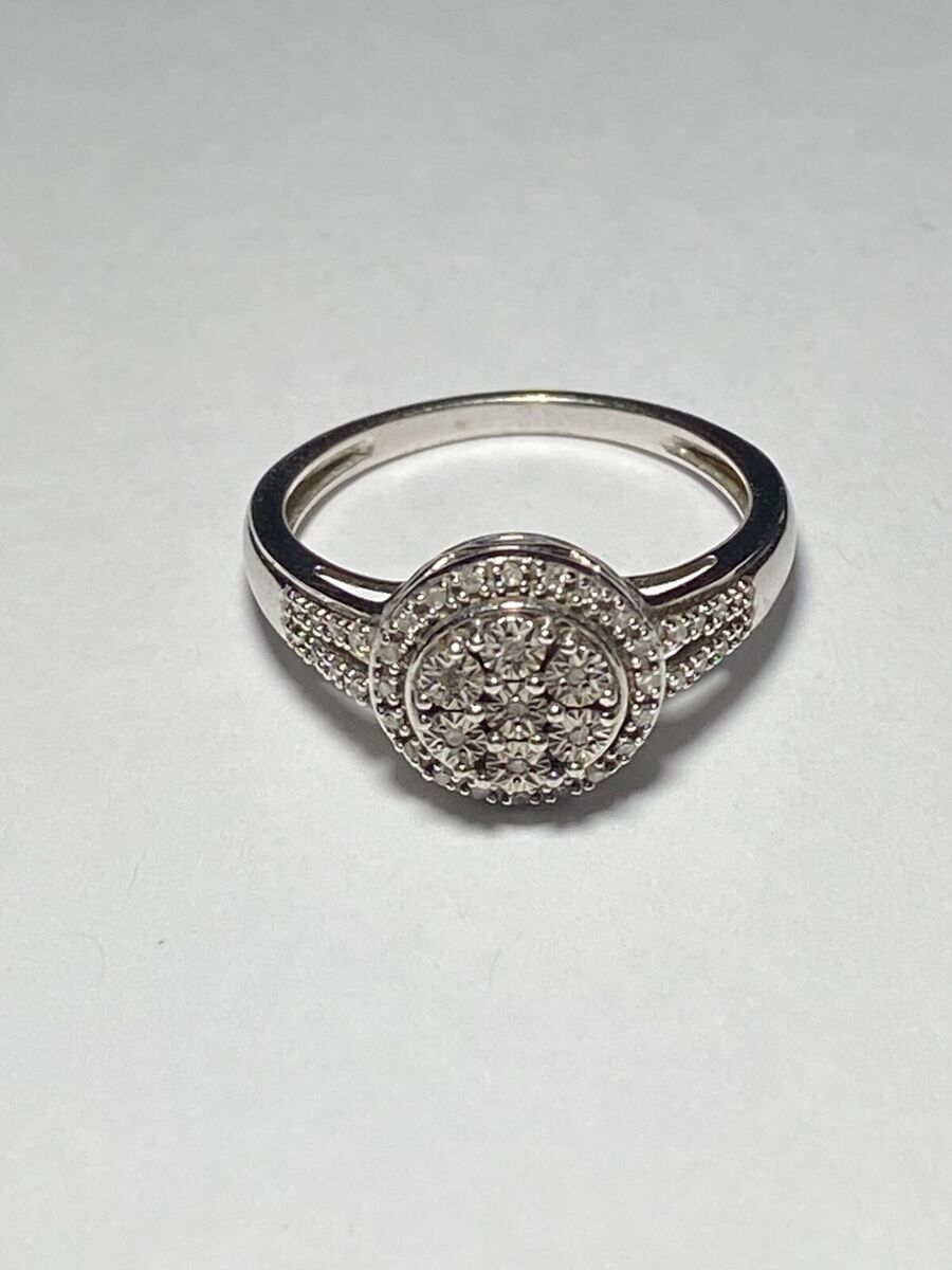 .925 Sterling Silver .10ctw Genuine Diamond Ring Size 7 UU