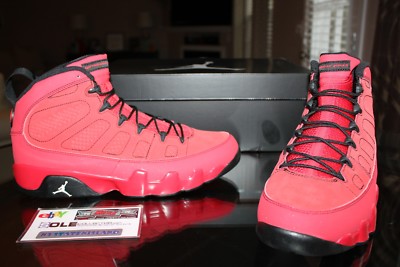 retro 9 motorboat jones