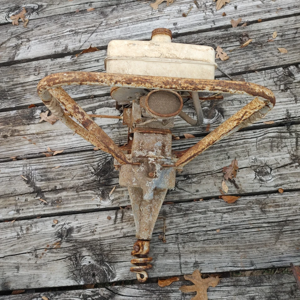 EXCAVADORA DE AGUJEROS DE POSTE DE GAS DE DOS TIEMPOS SEARS CRAFTSMAN DE COLECCIÓN. 2 HOMBRE. M/N 147.142002 Foto 4 de 4