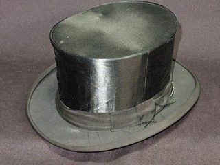 ALTER ZYLINDER HUT VON ALEISA DEKO SPASSARTIKEL Ca. GRÖSSE 56