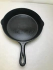 Vintage Griswold #8 Small Block Logo 704  Cast Iron Skillet Dual Spout Sitsflat