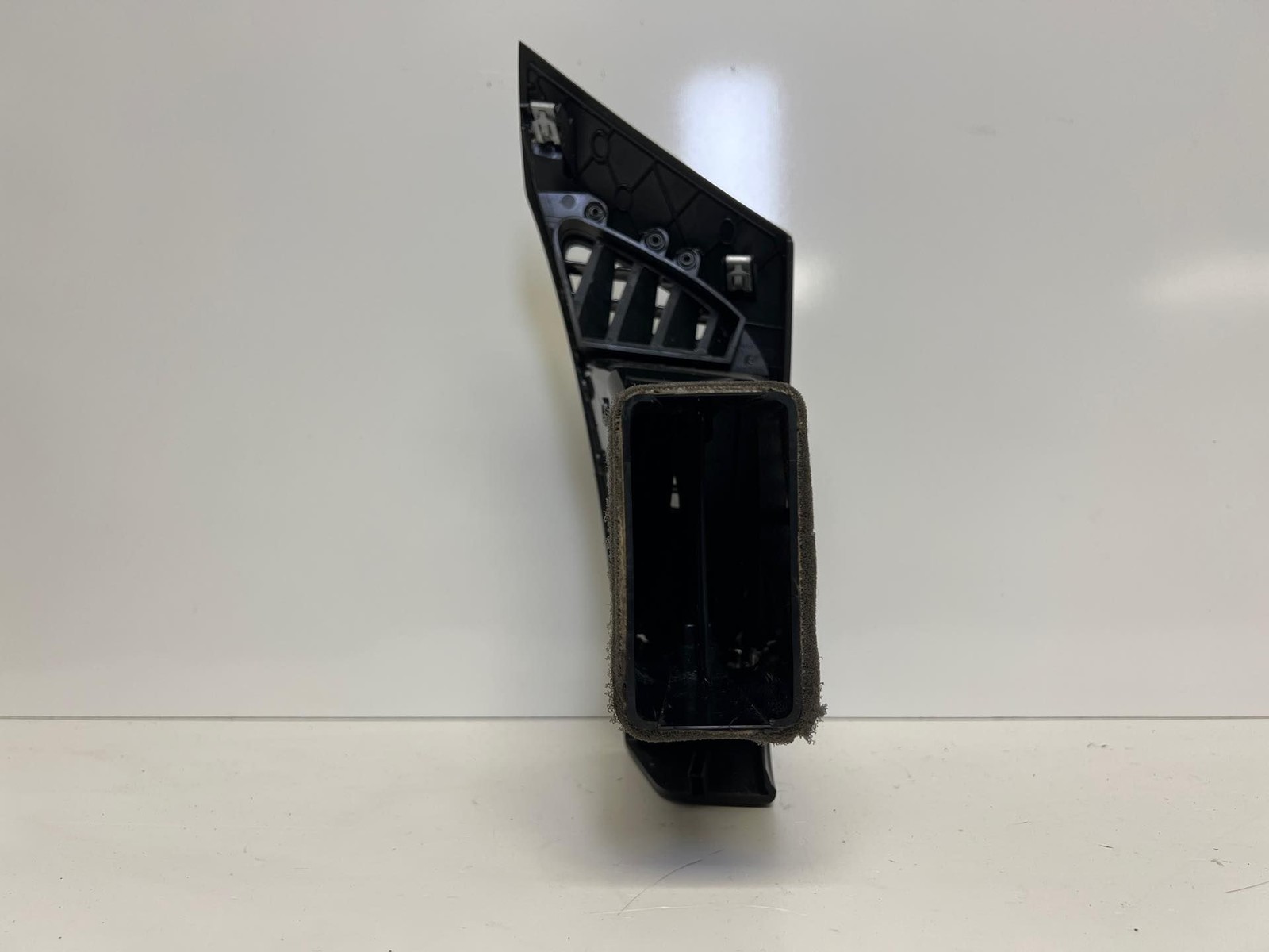 423820901C 2014 AUDI R8 FRONT DRIVER LEFT DASH DASHBOARD AIR VENT (MK)