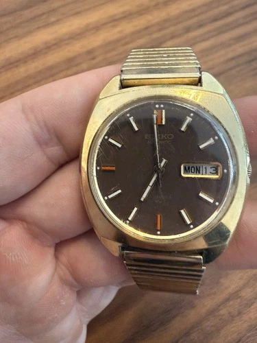 Vintage SEIKO 7006-8059 Automatic Wind-up Analog Men's Watch 17 Jewels