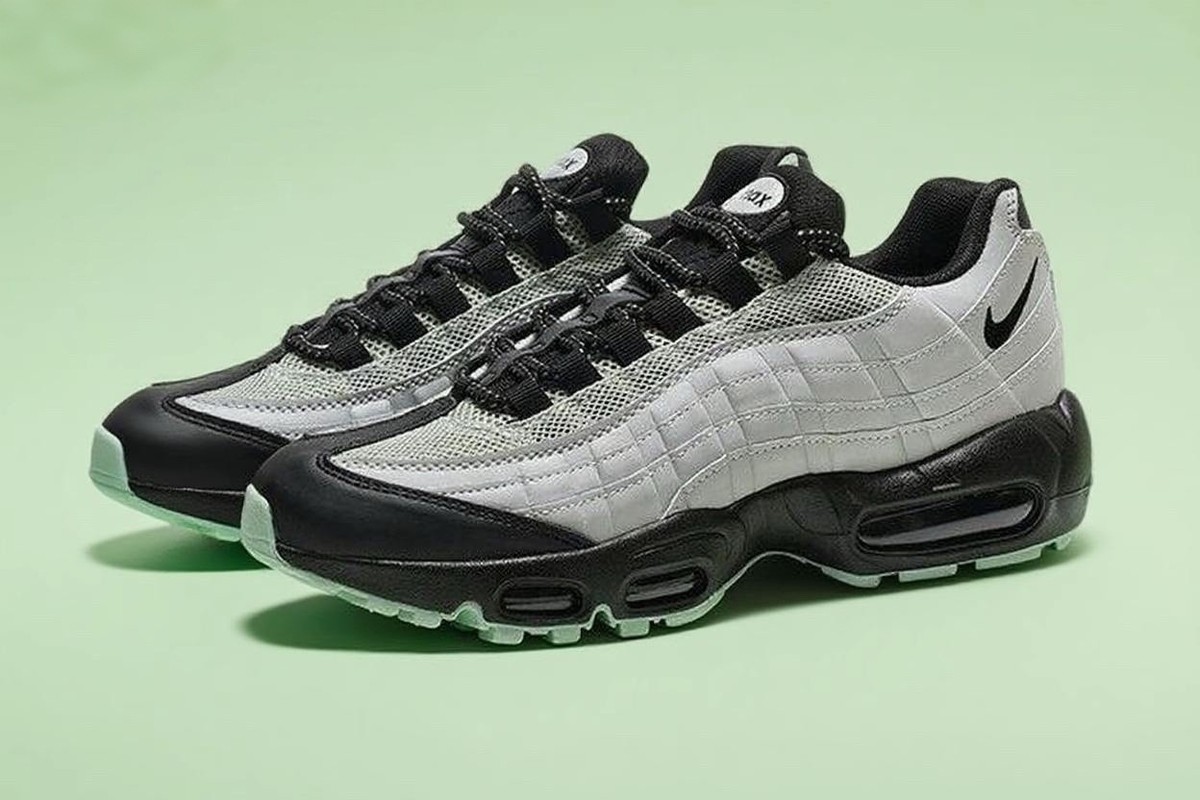 Nike Air Max 95 OG 8.5 2020年モデル Size 8.5 - Nike Air Max 95 OG 2020 Neon for sale online | eBay