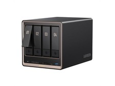 Ugreen DXP4800GT 128TB (4 x 32TB) NAS