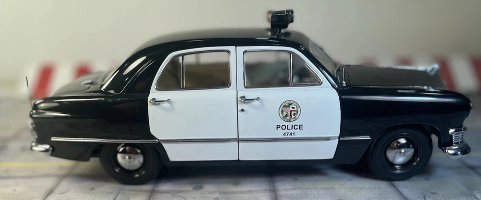 Rare 1/18 Precision Miniatures LAPD 1950 Ford 4 Door Police Car OrigOwner *READ - Image 4 of 4