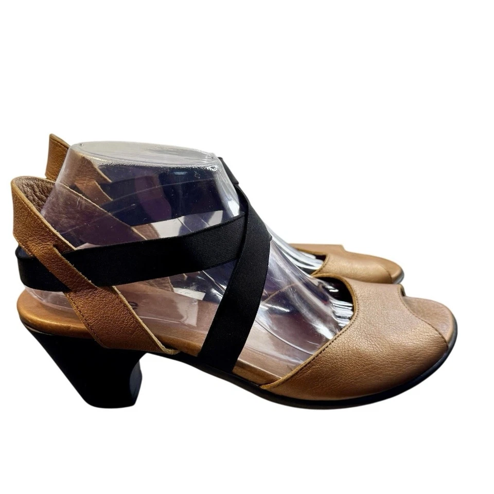 Tacones Arche Franc bronce cuero tiras bajo confort para mujer talla 9 EE. UU., UE 40 Foto 2 de 4