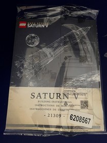 LEGO NASA Apollo Saturn V (21309) Complete w/ Manual