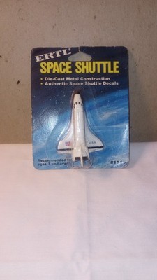 VINTAGE NOS ERTL  Space Shuttle #1535, Die-Cast Authentic Decals