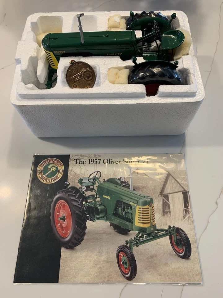 1997 PRECISION SERIES #4 THE OLIVER MODEL 77 TRACTOR #2657 1/16 SCALE Open Box - Image 3 of 4