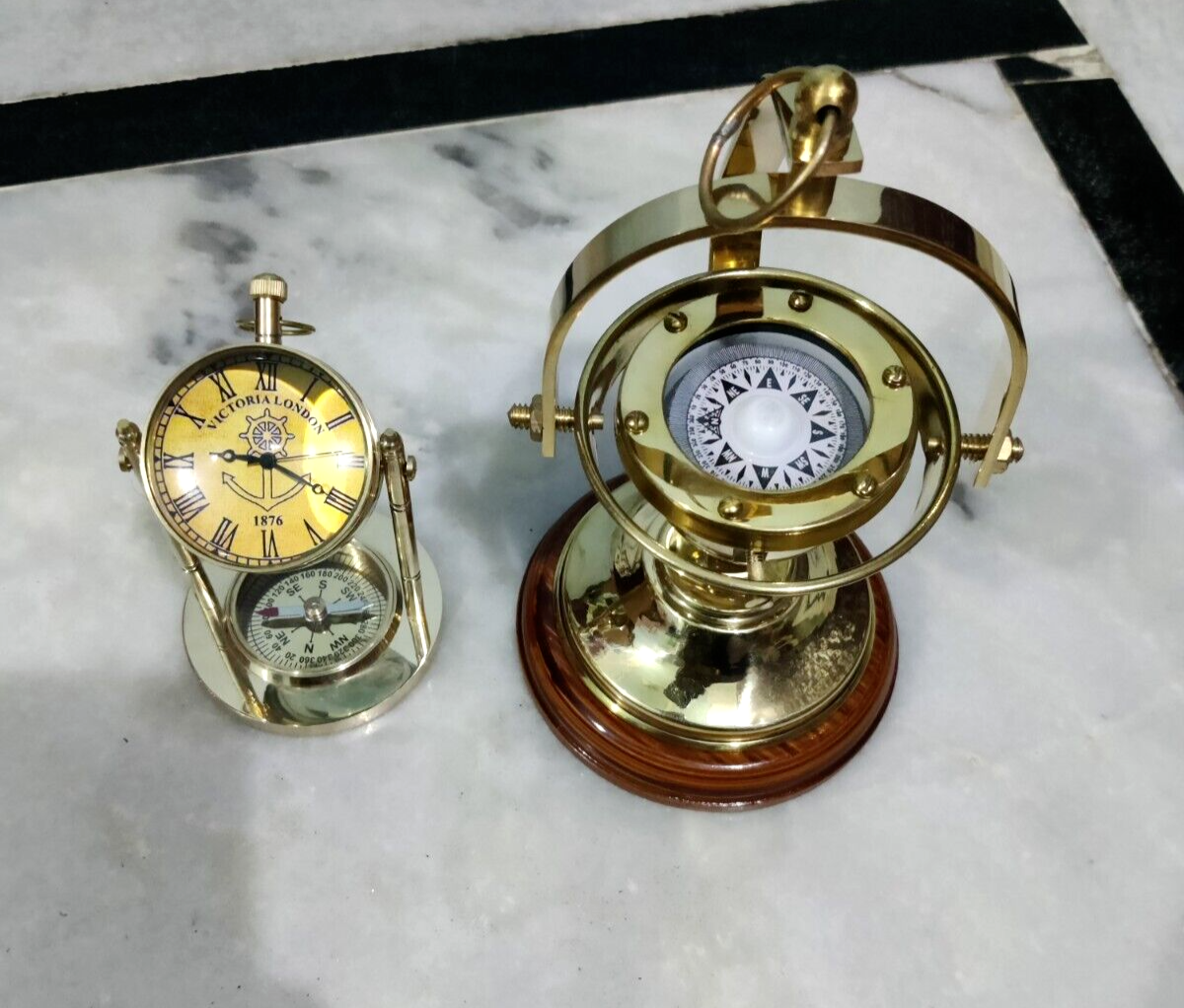 Vintage Brass Gimbal Ship Compass & Nautical Marine Antique Brass Desk