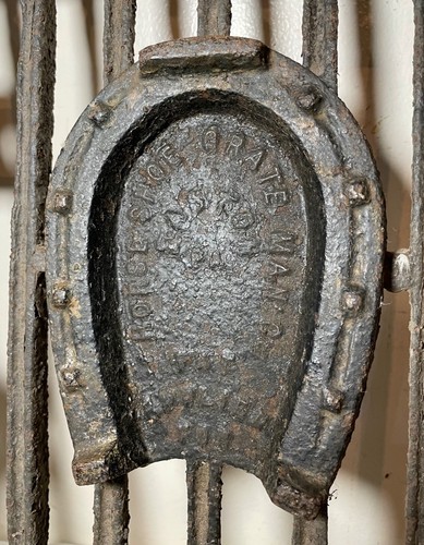 rare antique heavy cast iron architectural salvage horseshoe star grate door - Picture 10 of 12