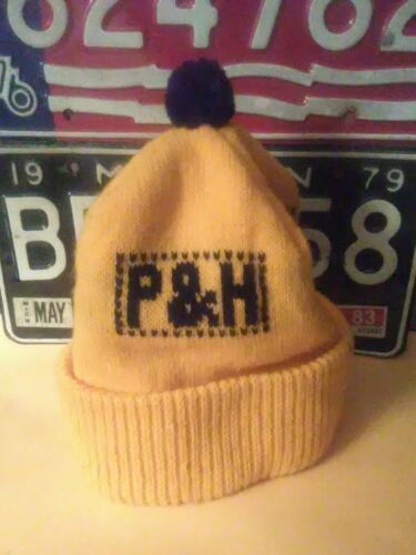 P&H Harnischfeger Vtg Winter Pom Hat - Imagen 1 de 4