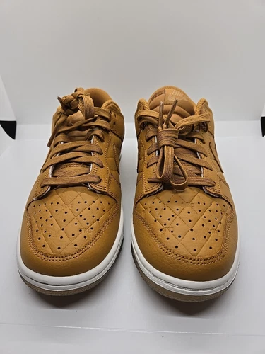 [DX3374-700] Womens Nike DUNK LOW 'Quilted Wheat'