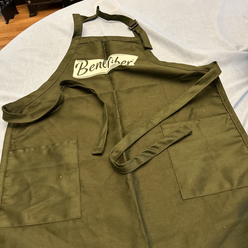New Green Benefiber Apron Two Pockets Qtees of California Brand Cotton Polyester