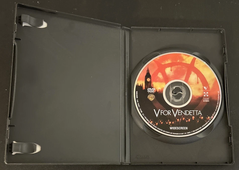 V For Vendetta DVD Natalie Portman, Hugo Weaving Stephen Rea John Hurt 2006 Used - Image 4 of 4
