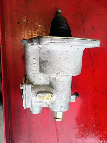 International Clutch Slave Cylinder