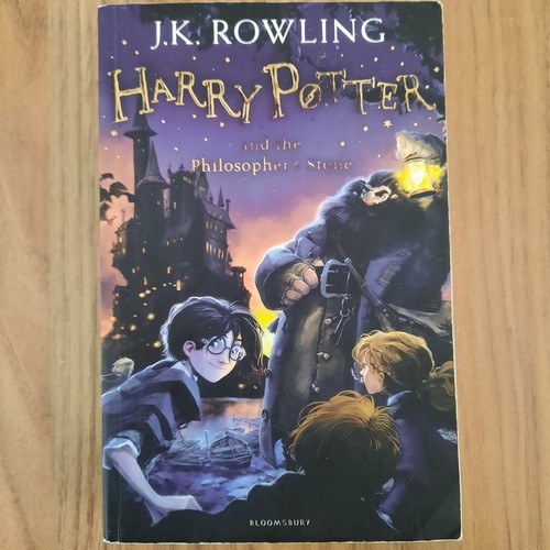 Harry Potter Books 1 & 2 Bundle – Philosopher’s Stone & Chamber of Secrets PB - Picture 16 of 17