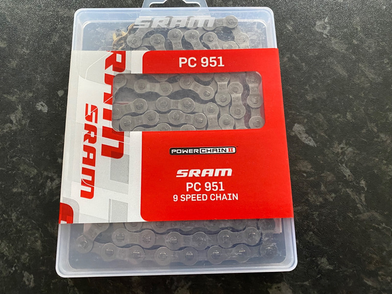 Sram PC951 Powerchain II 9 Speed MTB Chain Bicycle Cycle Incl Gold Link Boxed